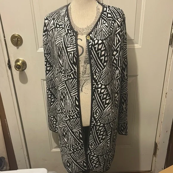 Cato Black and White Sweater XL - Picture 1 of 3